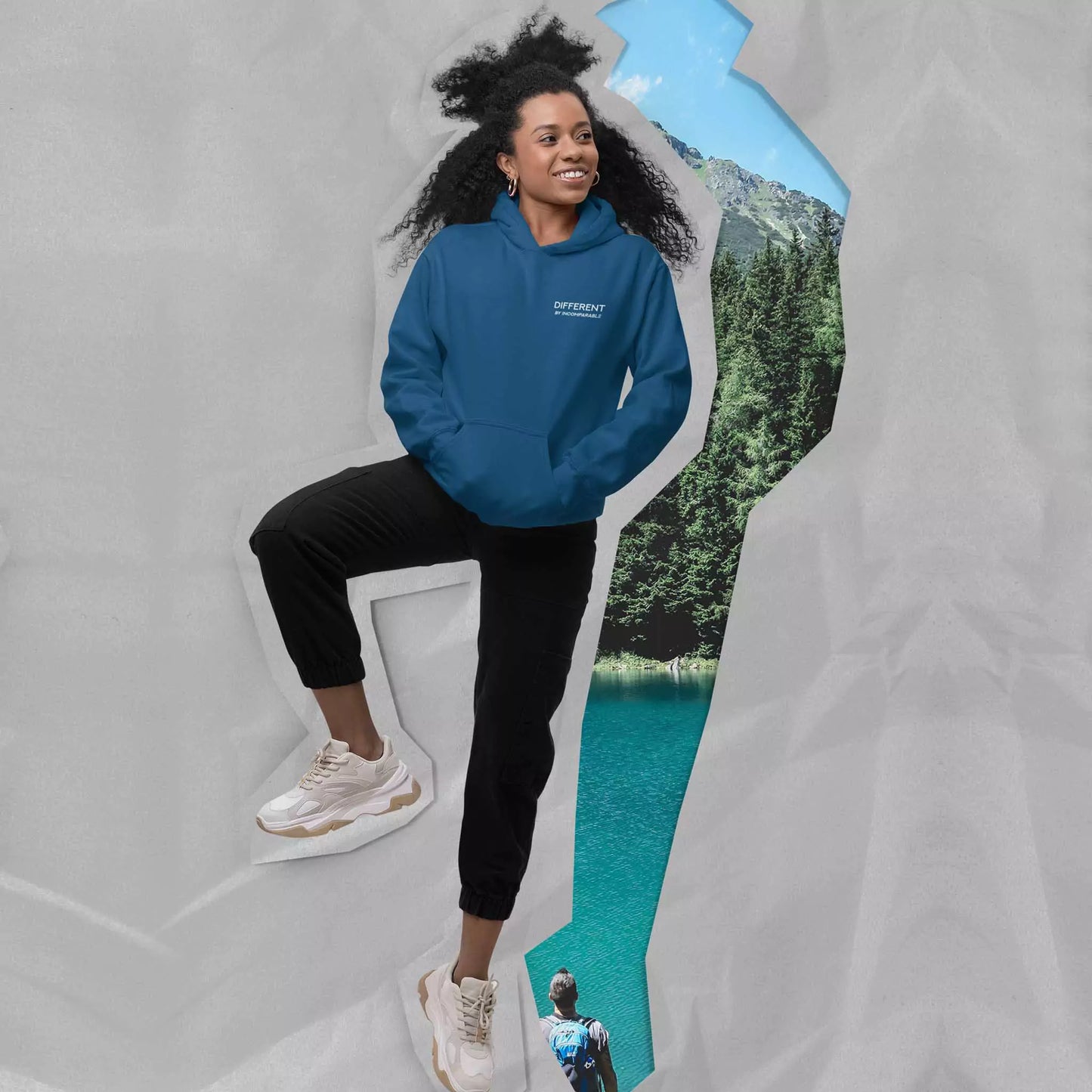 Different Hoodie Arctic Blue
