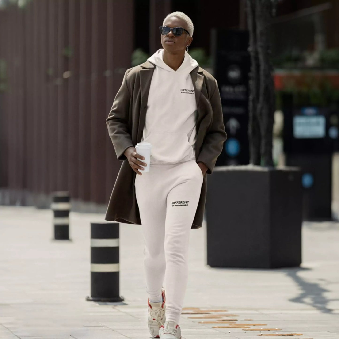 Different Hoodie Cream