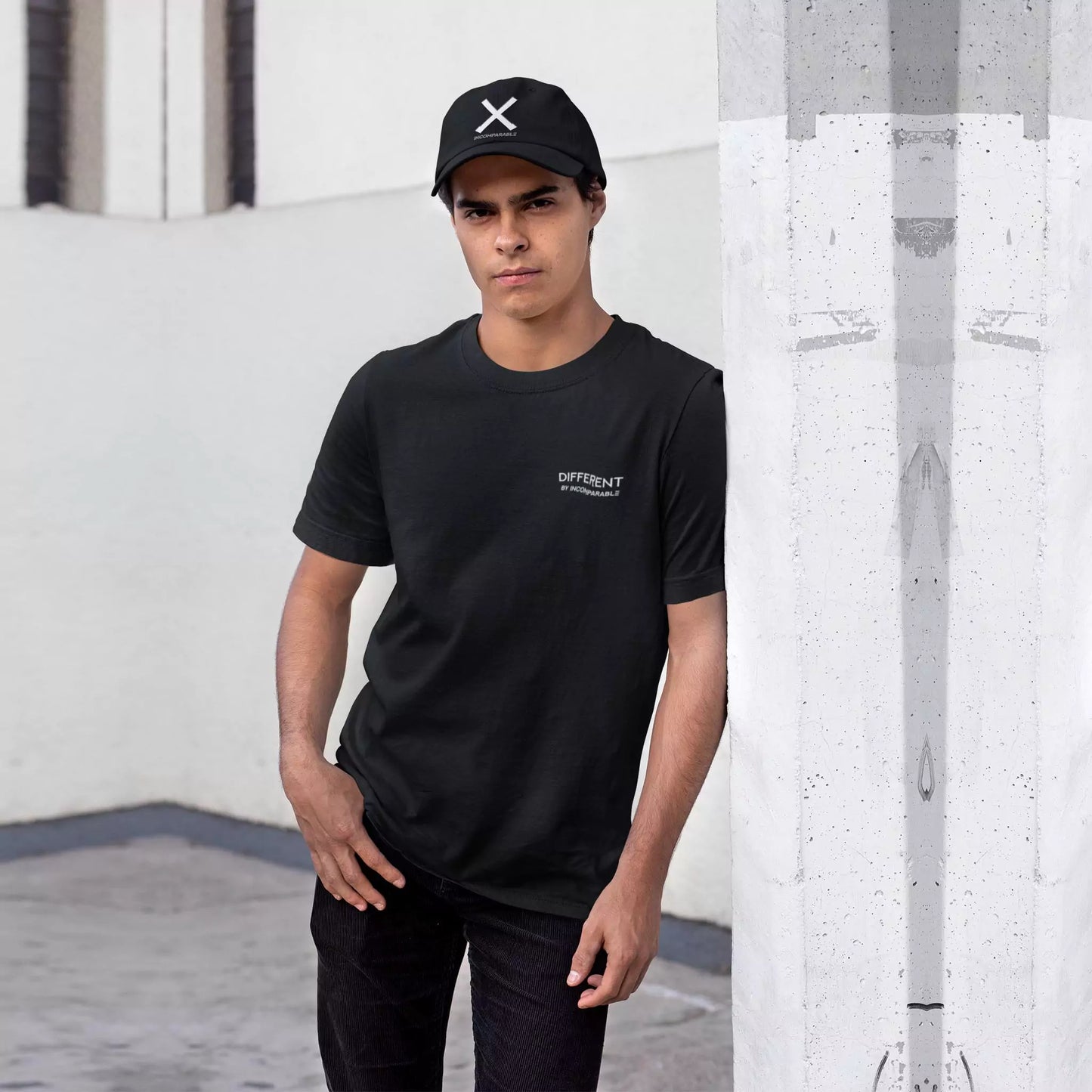 Different Tee Black