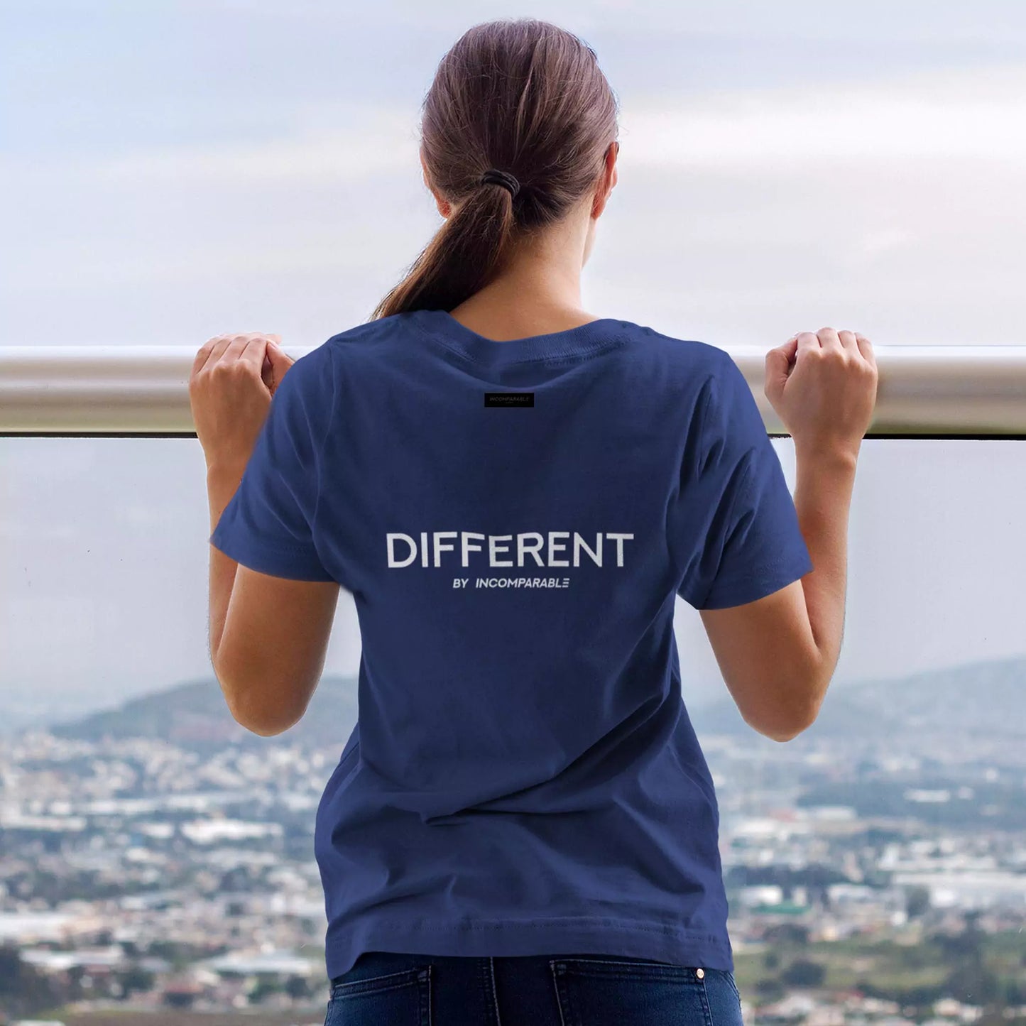 Different Tee Navy