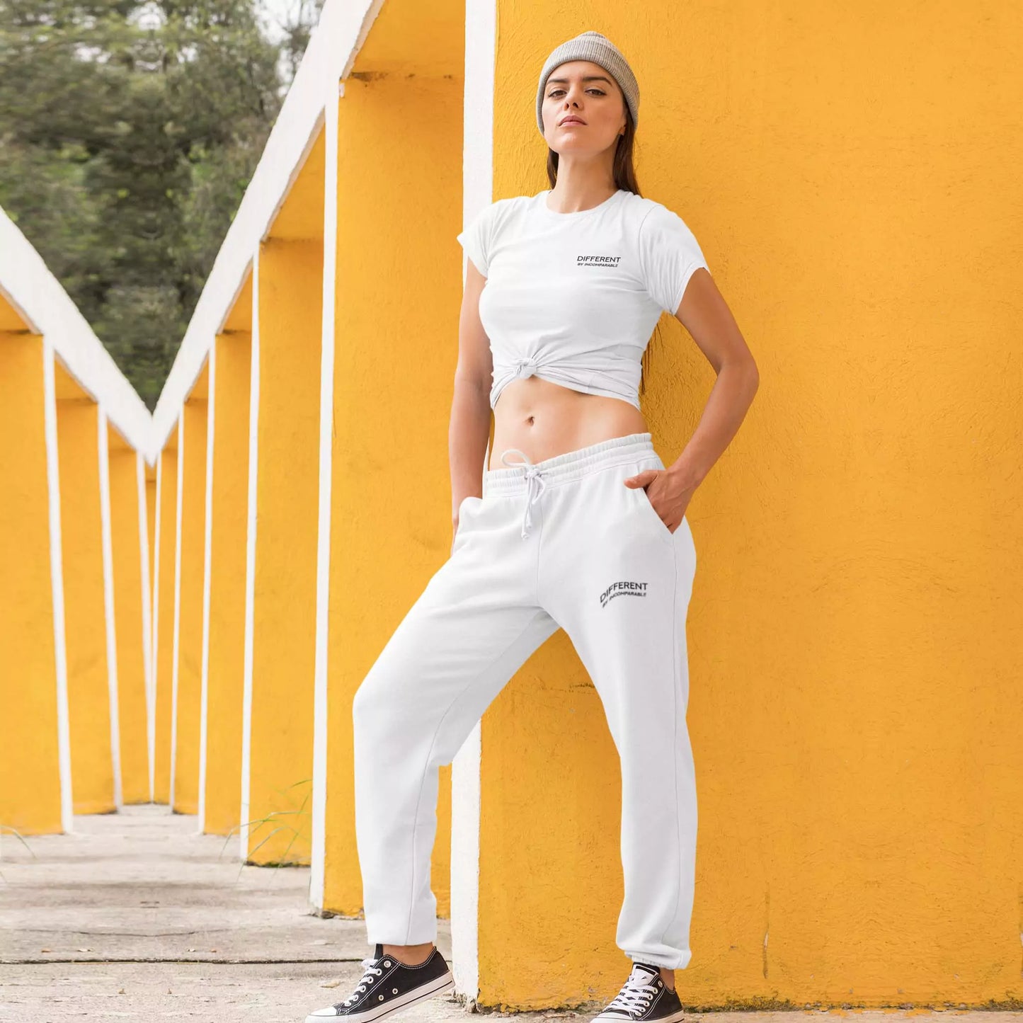 Relaxed Fit Organic Sweatpants – Different Sweatpants Burnt Orange