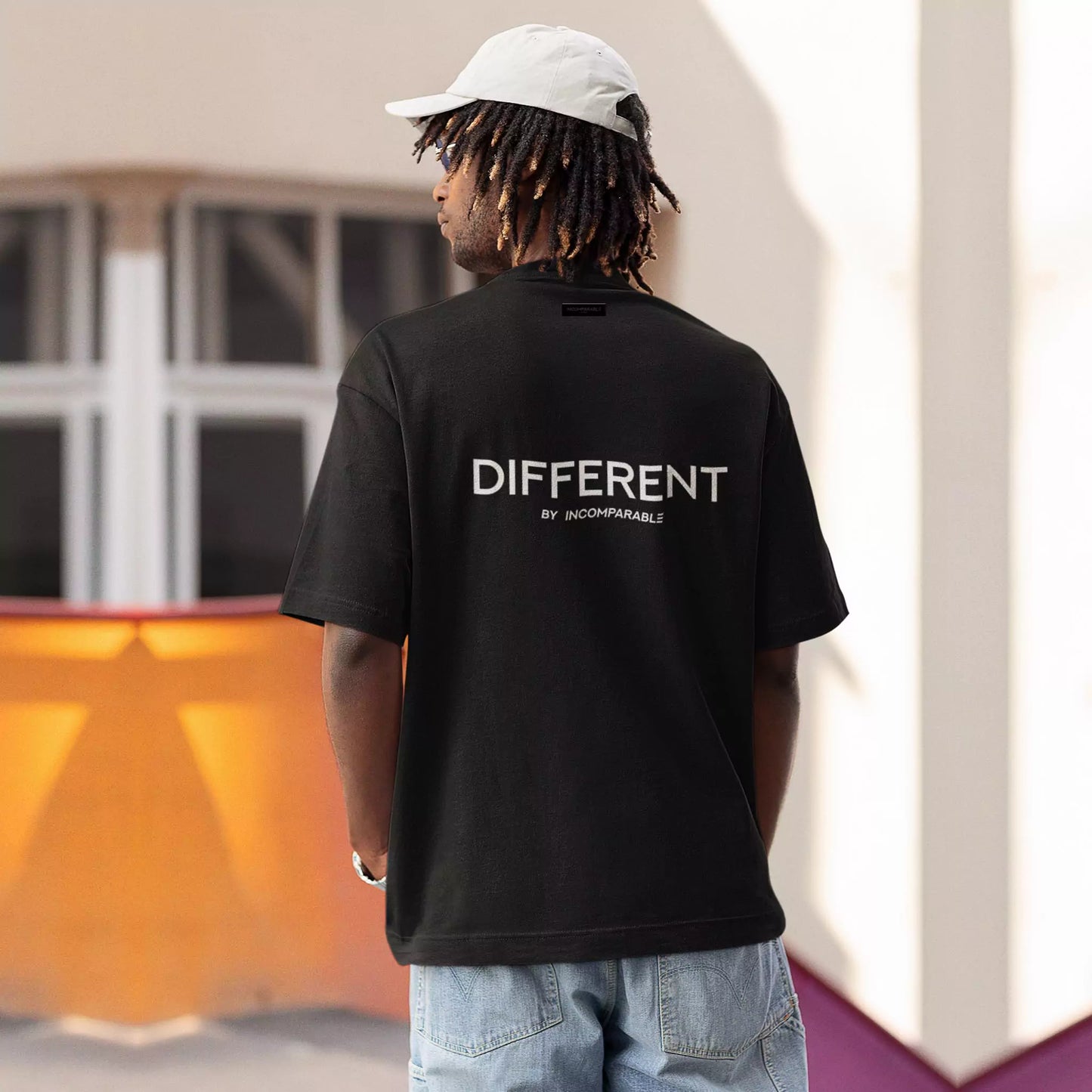 Different Tee Black